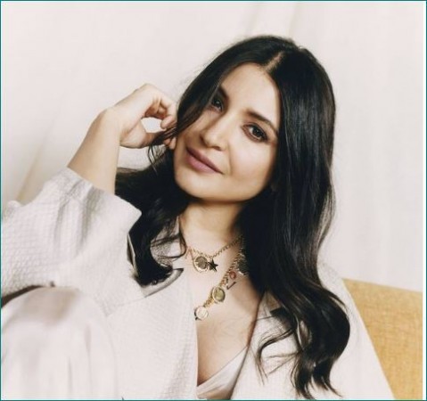 Mother-to-be Anushka gets photoshoot done for Vogue magazine