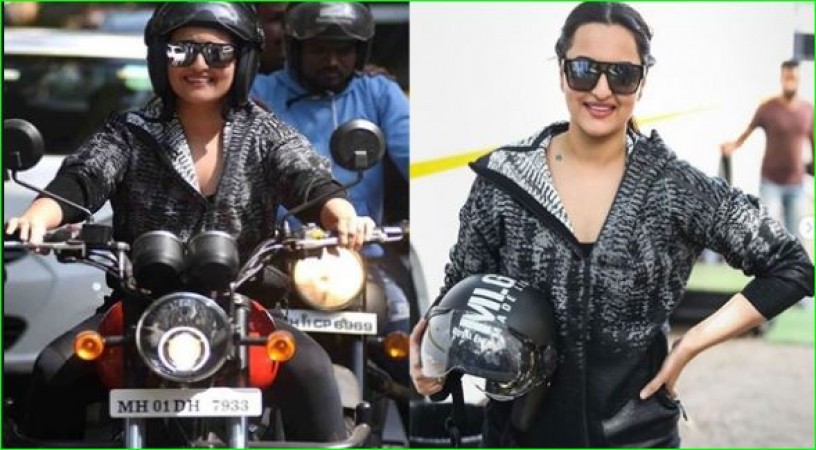 Sonakshi arrives in Kareena's show riding a bike, fans following her