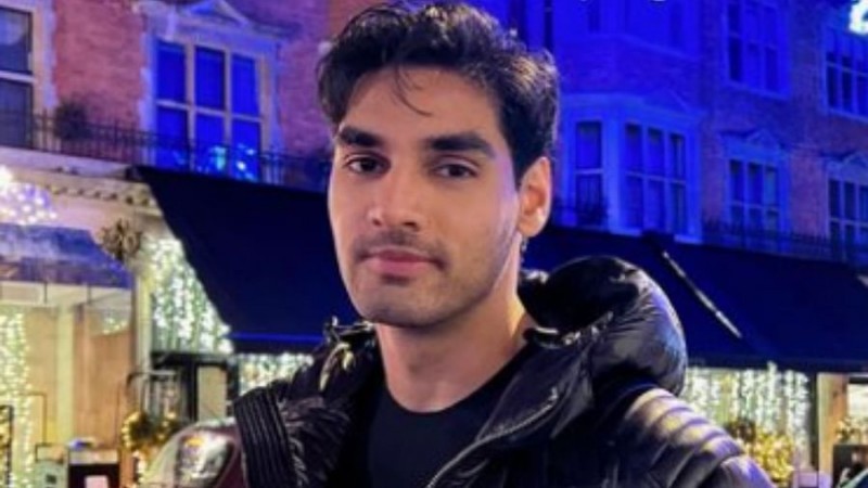 Ahan Shetty wants to work in the remake of his father's film