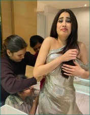 Staff face struggle fitting Janhvi Kapoor in to dress, actress shares photo