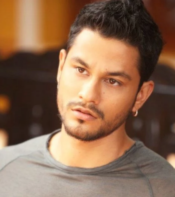 Apart from acting, Kunal Khemu also specializes in this art, do these things for friends