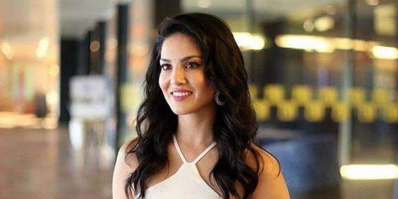 Here's how Sunny Leone deals with social media trolling