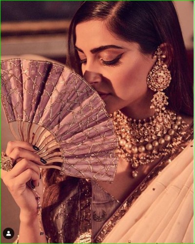 Sonam Kapoor trolled for not giving donation during corona outbreak
