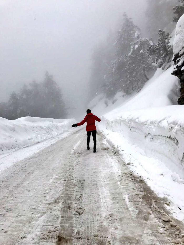 वेलेंटाइन डे के पहले सनी लियोनी ने हसबैंड के साथ ये काम किया, देखिए तस्वीरें