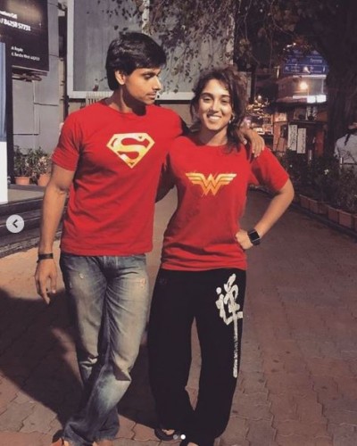 Aamir's daughter shared picture wearing wonder woman T-shirt