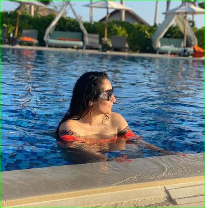 Sanjay Dutt's wife breaks the internet with her hot photo