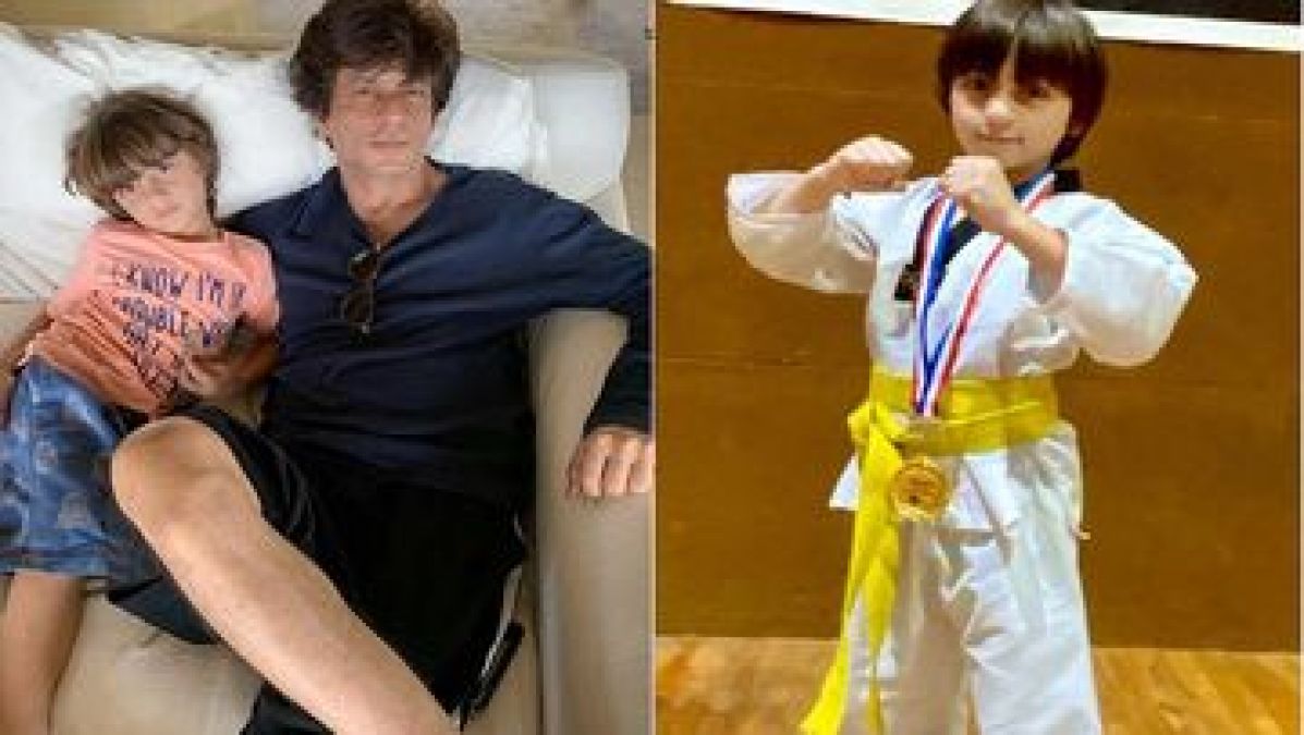 Shahrukh's son Abram win gold medal, fans congratulated