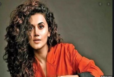 Taapsee Pannu voted in Delhi, fans fiercely trolled