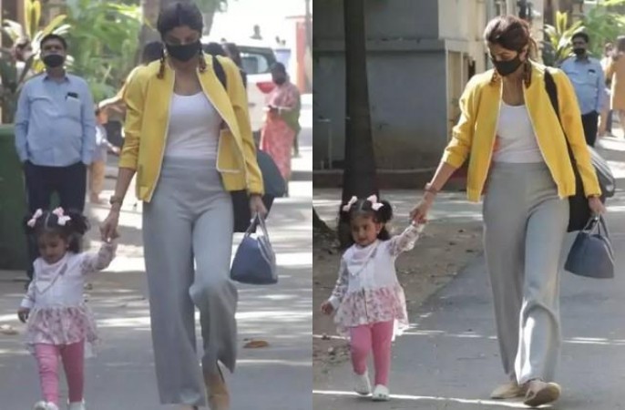 Shilpa Shetty spotted on the streets with daughter Samisha