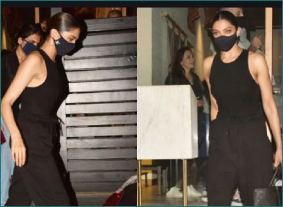 Deepika wears very valuable mask of Rs 25000