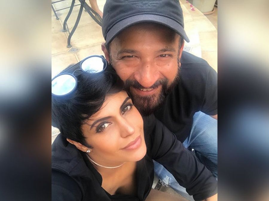 Mandira Bedi remembers her husband on Valentine's Day, shares an emotional post