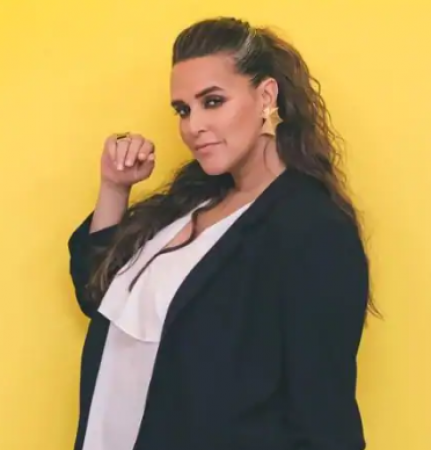 Actress Neha Dhupia shows glamourous look in latest pictures
