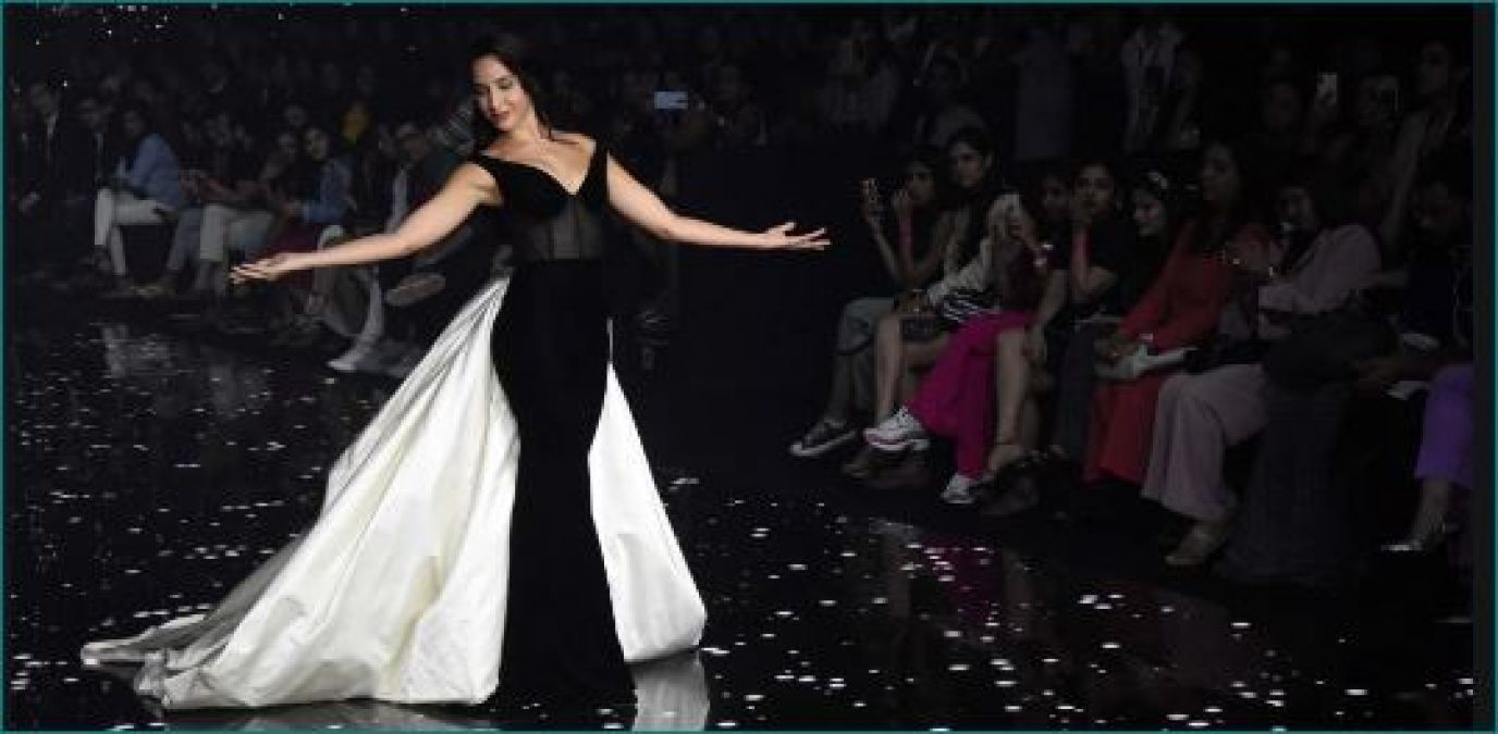 Nora Fatehi set fire on-ramp with deep neck and off-shoulder gown at Lakme Fashion Week