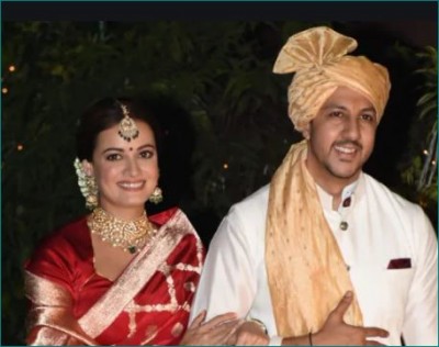Dia Mirza becomes bride for second time, looks stunning in red bridal 'Banarasi Saree'