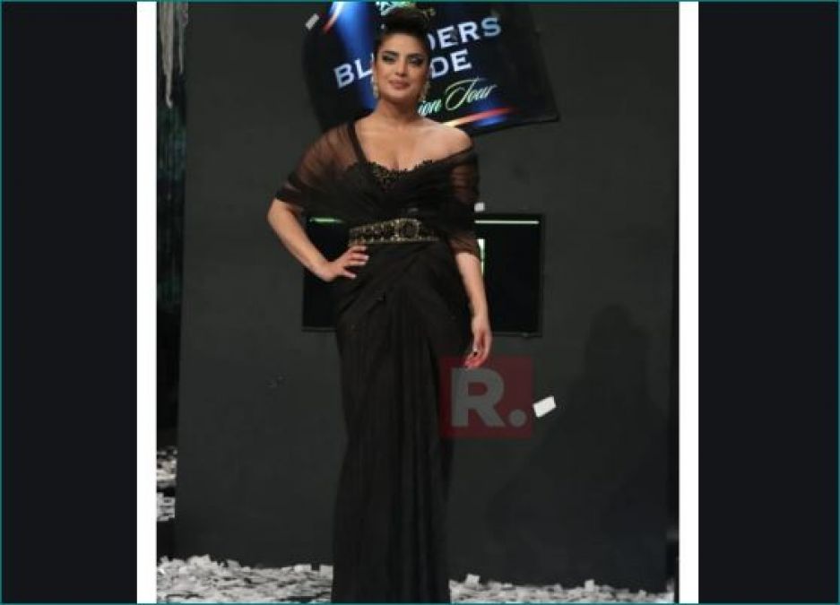 Desi girl Priyanka Chopra looks gorgeous in Blenders Pride Fashion Tour 2020