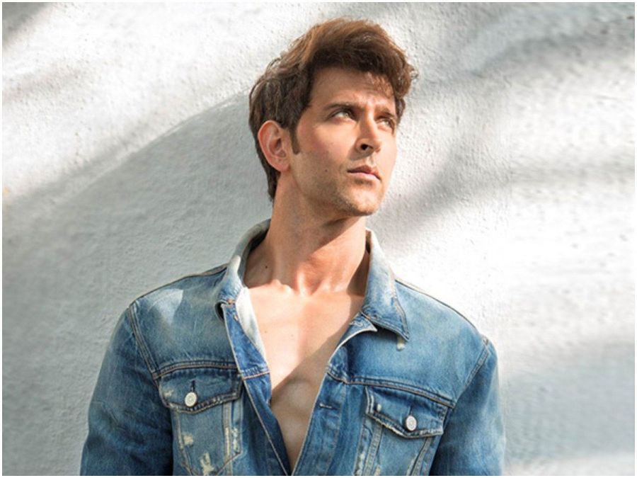 Hrithik Roshan compares brainless monkeys with whom, Know here