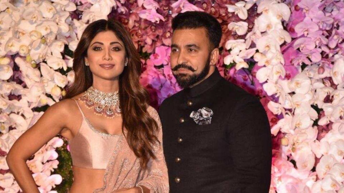 These B-town actresses married divorced men