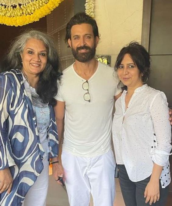 Hrithik went on a lunch date with Saba once again, photos went viral