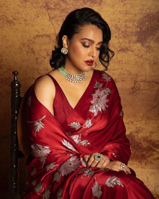 Swara Bhaskar's killer look in a red saree, fans said- Ufff...