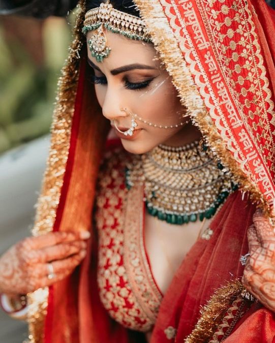 Mouni Roy shares a beautiful picture on completion of wedding months