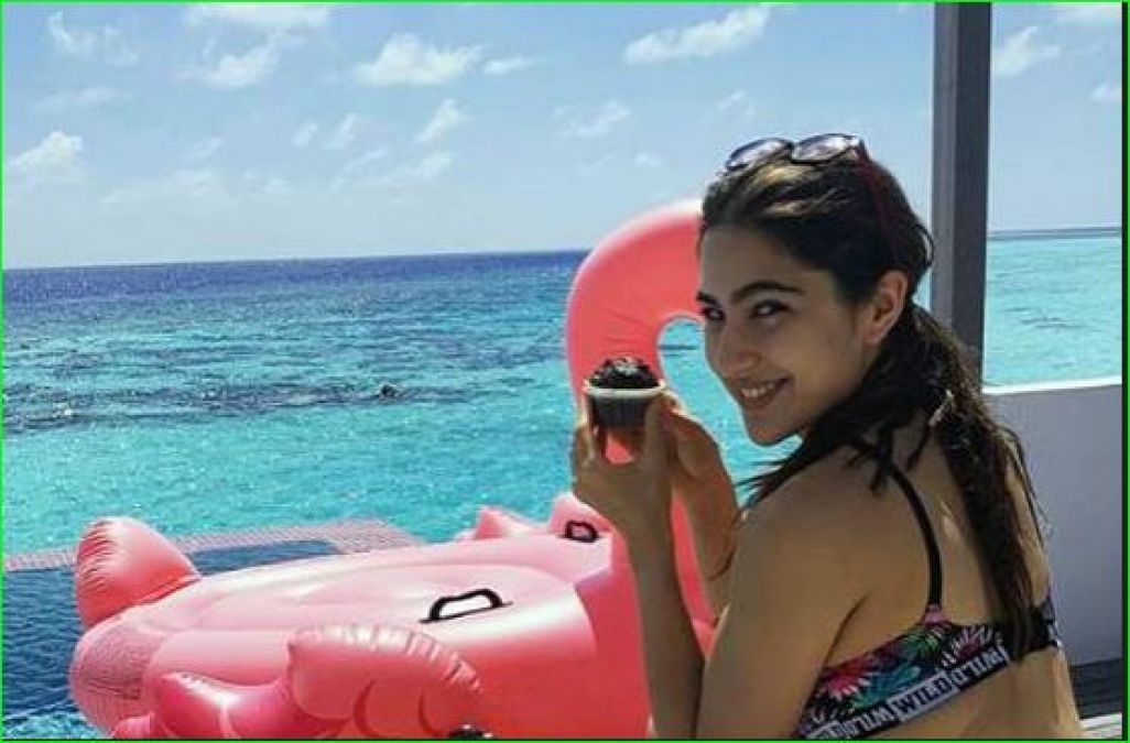 Sara Ali Khan gets trolled in her wearing bikini, users says, ' Has your mother ever worn bikini '