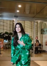 Video: Miss Universe 2021 Harnaaz Sandhu folds hands as she sees paparazzi