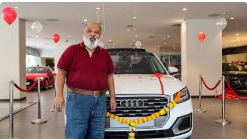 Saurabh Shukla buys new car, find out what's its speciality
