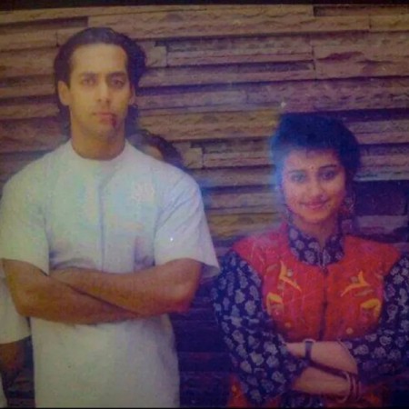Divya shared a picture remembering Salman