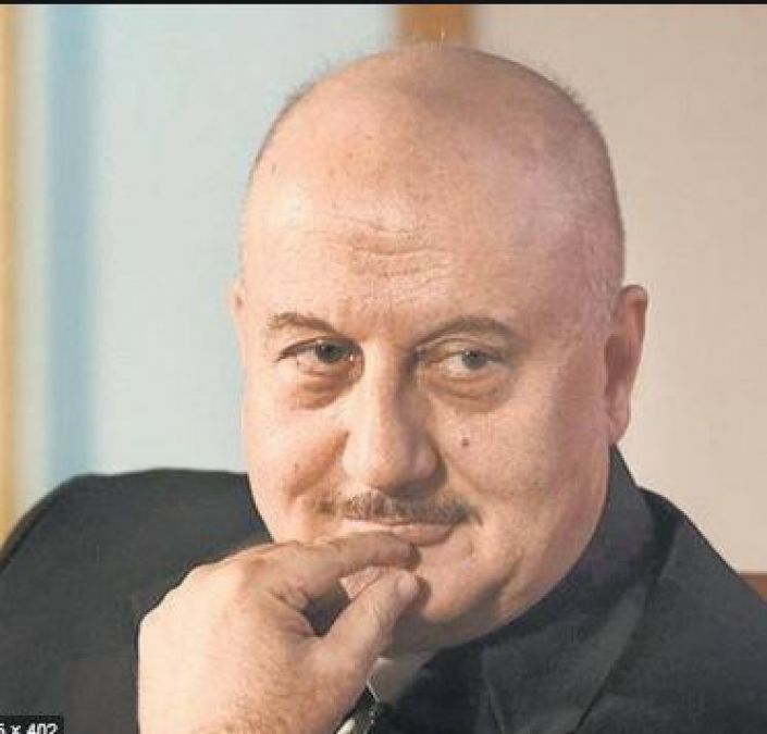 Seeing poster of 'Free Kashmir' in Mumbai, Anupam Kher gets angry