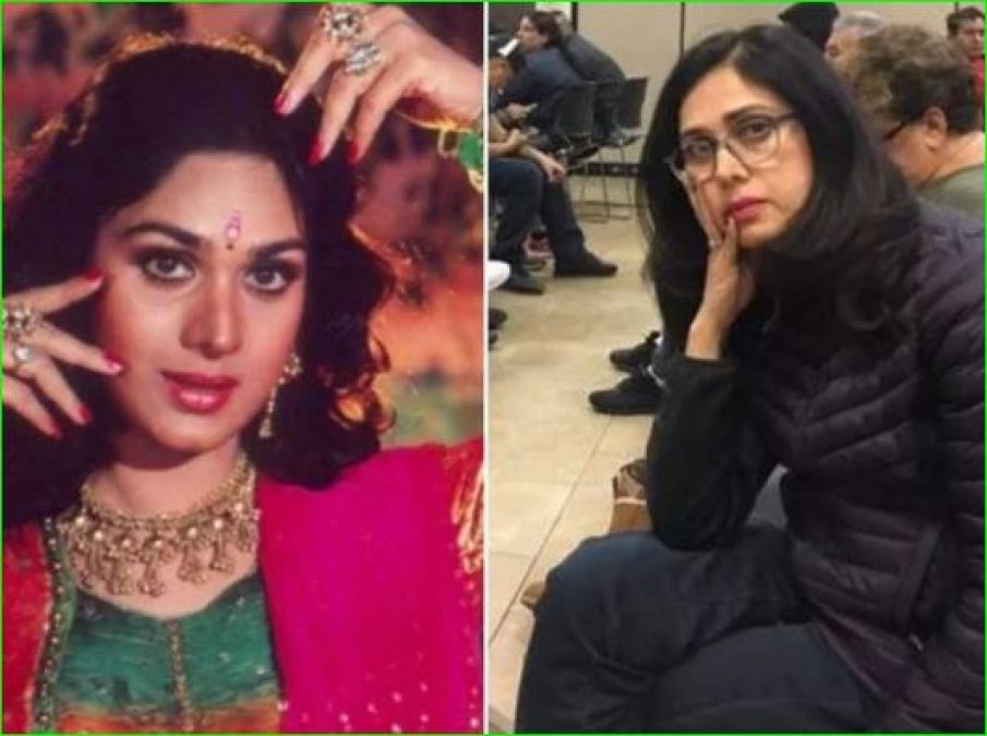 Meenakshi Seshadri spotted in driving license renew line no one recognizes her