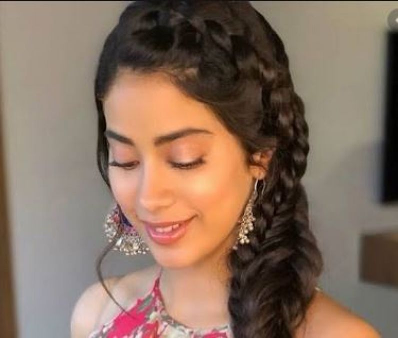Janhvi Kapoor injured fans with her desi look, photo going viral