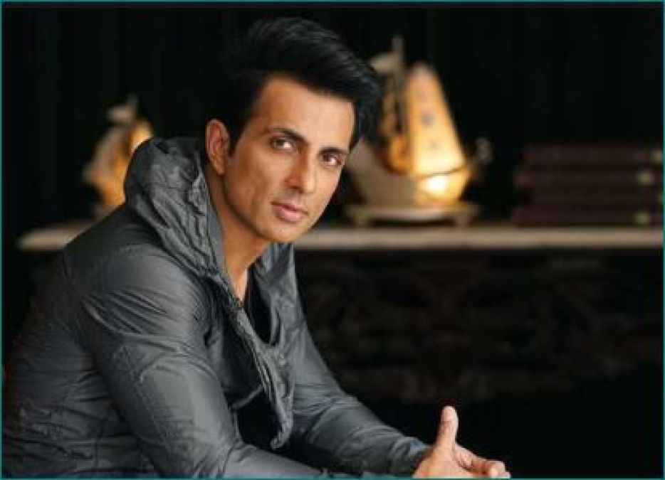 Sonu Sood on BMC notice says, 'Should not pay attention'