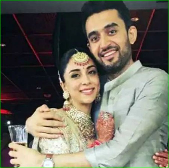 This Bollywood couple is getting divorced after 2 years of marriage