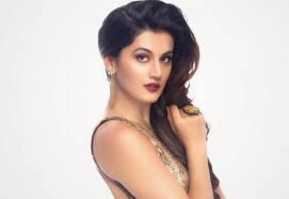 Taapsee has completed 10 years working in films, wants to become an Indian superhero
