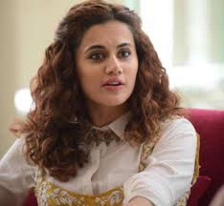 Taapsee has completed 10 years working in films, wants to become an Indian superhero