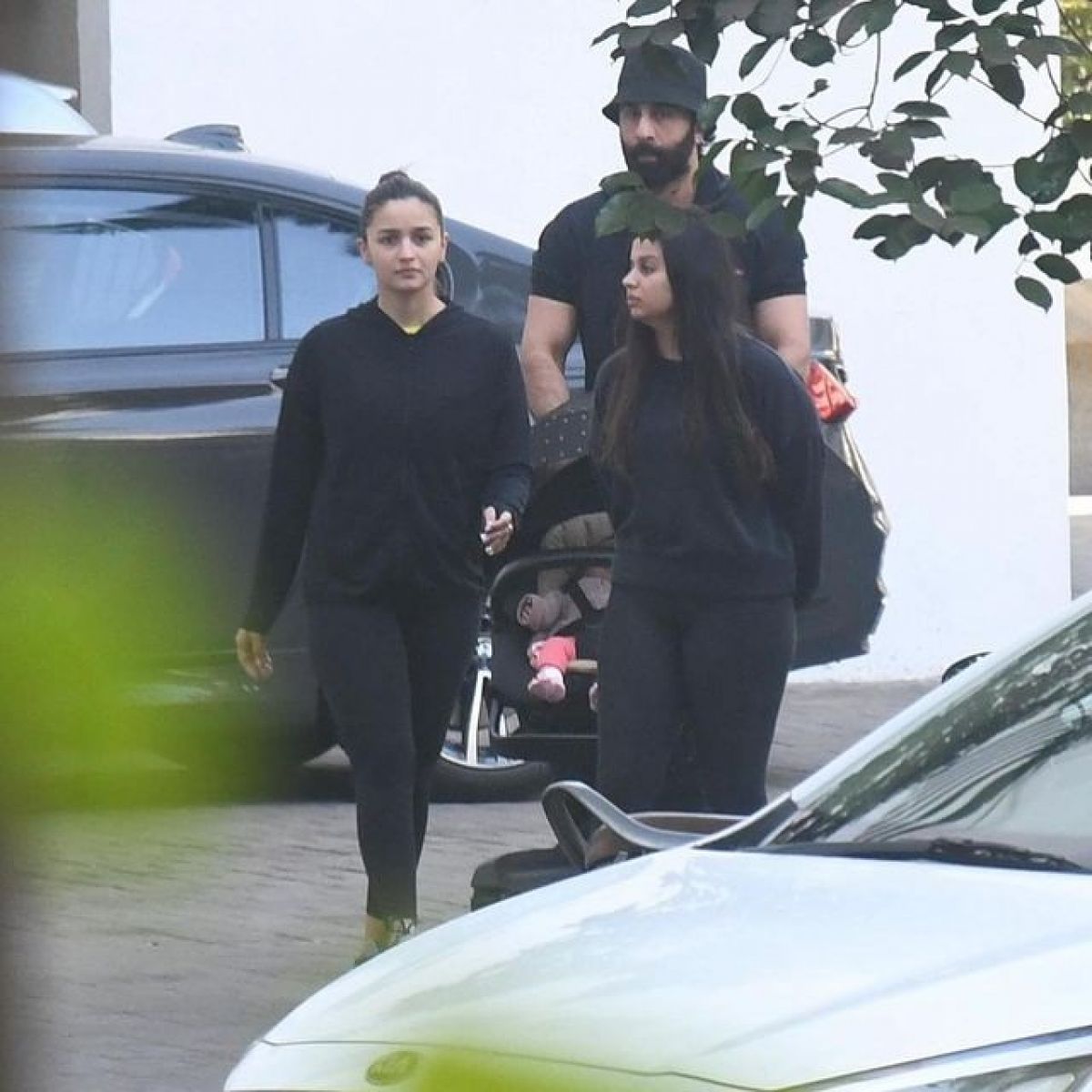 Ranbir Kapoor and Alia Bhatt make their first public appearance with daughter Raha