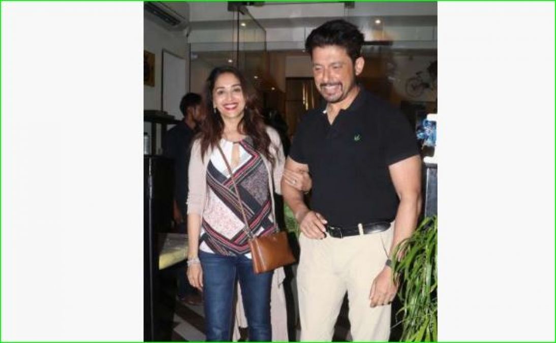 Madhuri Dixit appeared with her husband after a long time, see pic it here