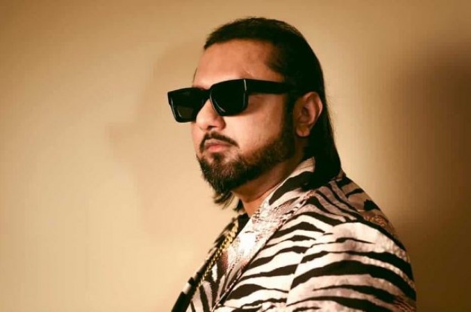 Guneet announced that he makes documentary on Honey Singh
