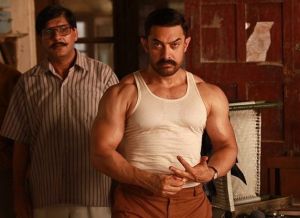 फिल्म फेयर में आमिर का दंगल