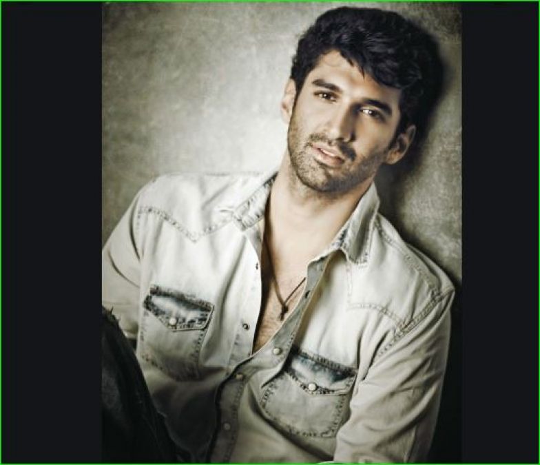 Aditya Roy Kapoor gives his opinion on question regarding marriage, Know his plan