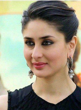 Kareena captions first glimpse of new house 'Door to new beginnings'