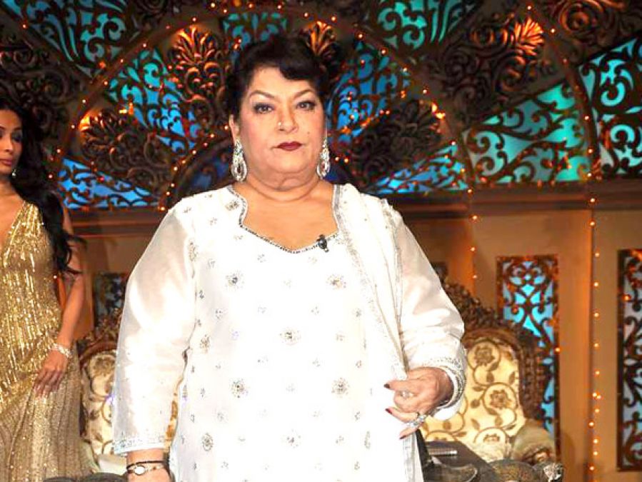 Saroj Khan lashes out at Ganesh Acharya, says “he is using his position to manipulate dancers”