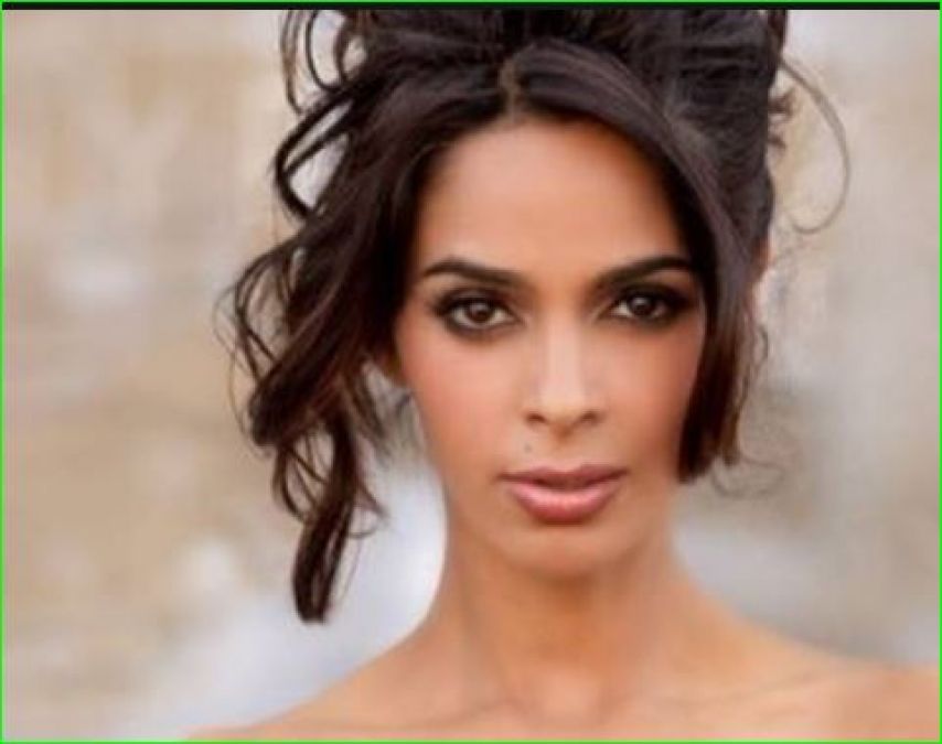 Mallika Sherawat fiercely raged over the delay in hanging Nirbhaya's convicts