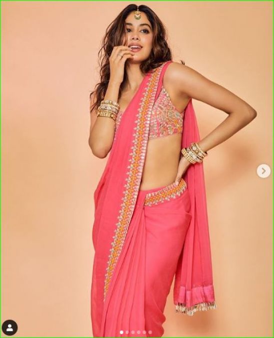 Jahnavi Kapoor seen in pink sari, netizens says 'duplicate of Sridevi ...'