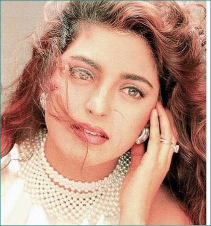 Juhi Chawla shares throwback picture with Shah Rukh