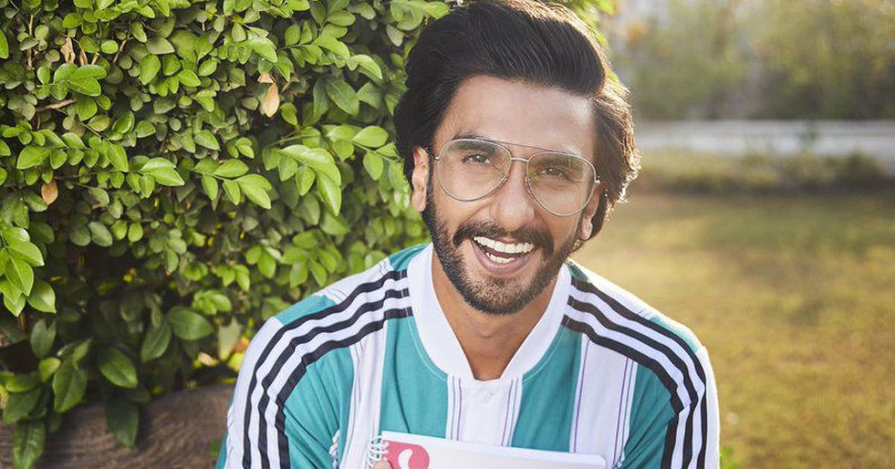 Ranveer Singh arrives in Gujarat for shooting of film, seen riding on a scooter