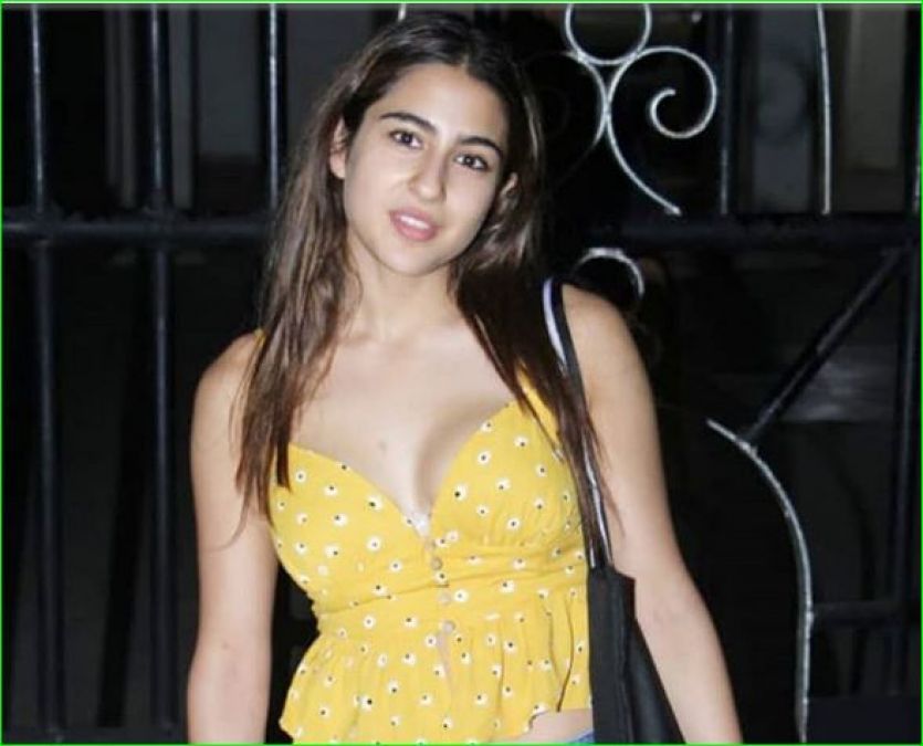 This picture of Sara Ali Khan is going viral, the users says,''Kartik in the night ...'