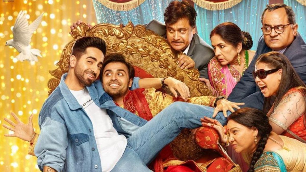 Ayushmann shares unseen picture with the star cast of 'Shubh Mangal Jyada savdhan'