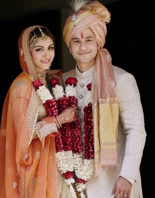 Kunal shares video on wedding anniversary, told how he proposed