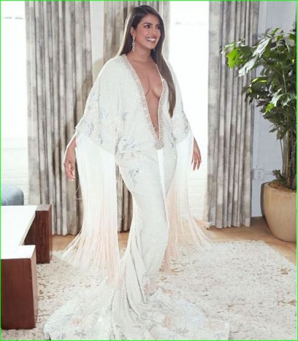 Priyanka Chopra is getting fiercely trolled for bold dress, users says- 'Jeth-Dewar Ke Samne Dikha Rahi...'